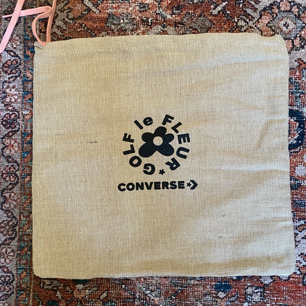 GOLF Swag Shirt from FlogNog Festival Concert 2019 and FlogNog Converse bag. - Picture 6 of 7